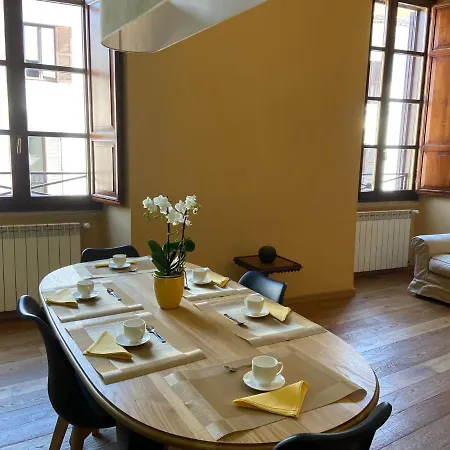 La Pigna Apartment *